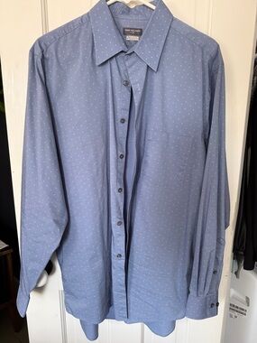 Van Heusen Light Blue Microdot Dress Shirt - Size Large